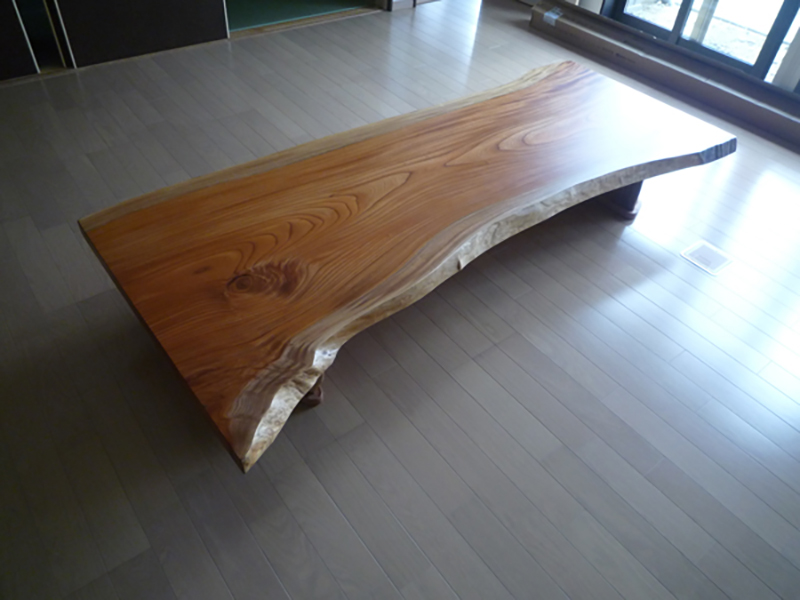 一枚板　欅テーブル
