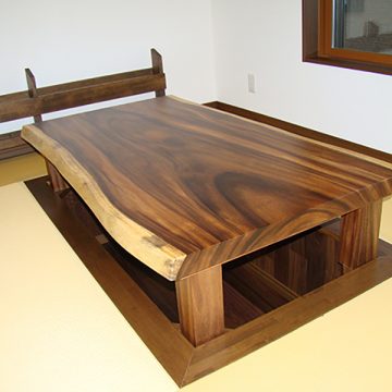 一枚板モンキーポッドテーブル