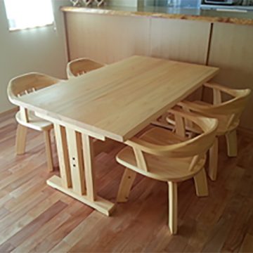 天然木　桧のダイニングセット