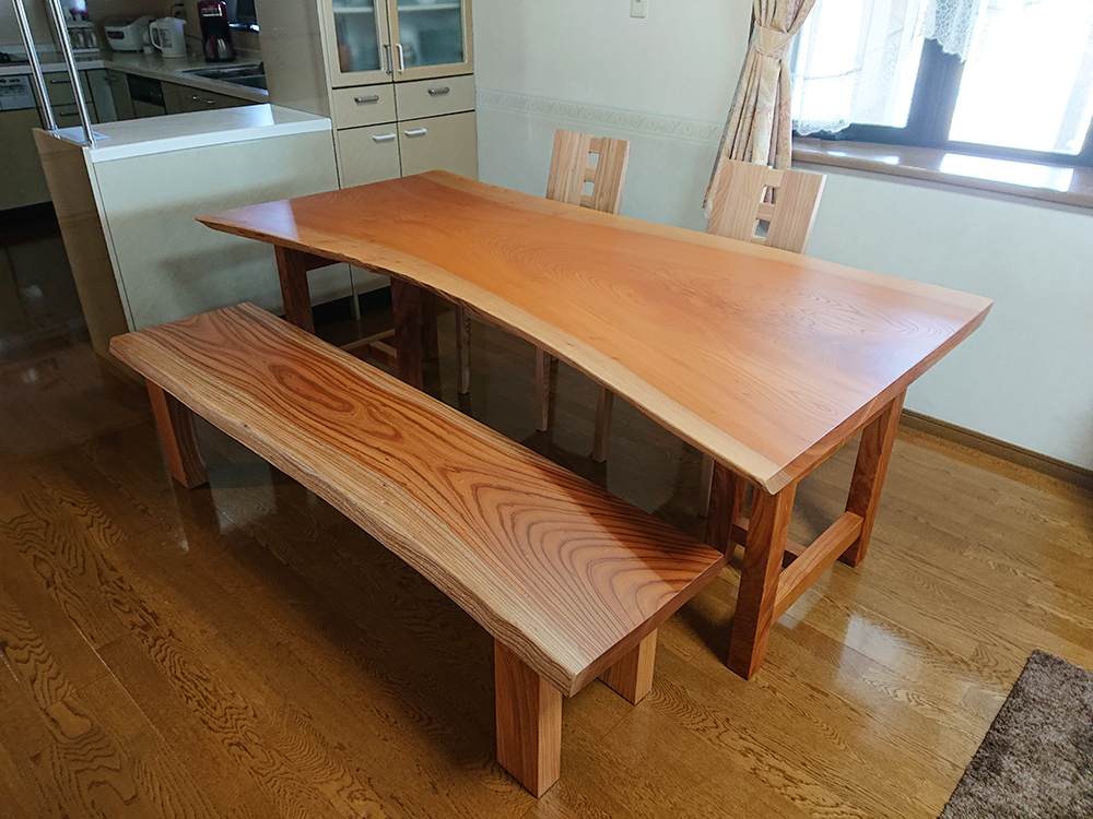 『欅の一枚板ダイニングテーブルセット』 | 天然木家具 納入実例紹介 | 天然木の一枚板・家具 専門店〈天然木ギャラリー〉
