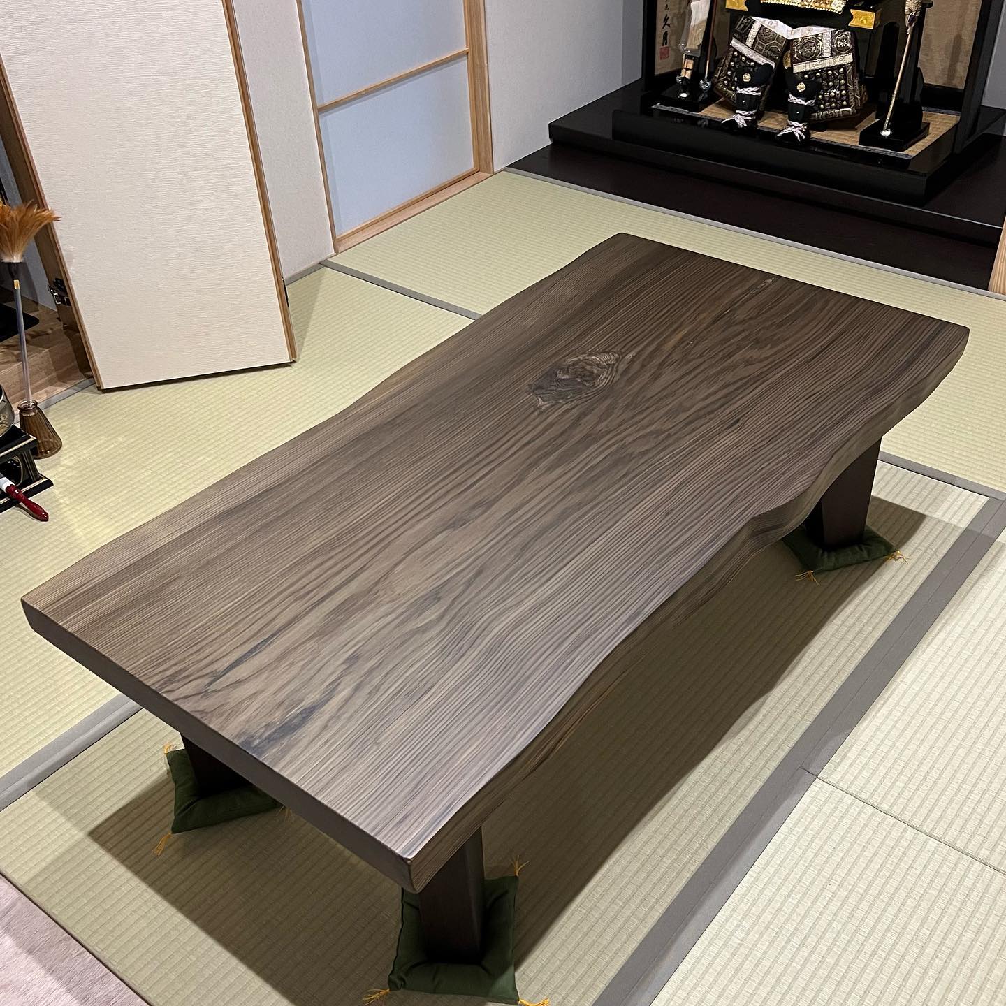 一枚板 神代杉 座敷テーブル』 | 天然木家具 納入実例紹介 | 天然木の