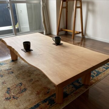 栃の一枚板座卓テーブル