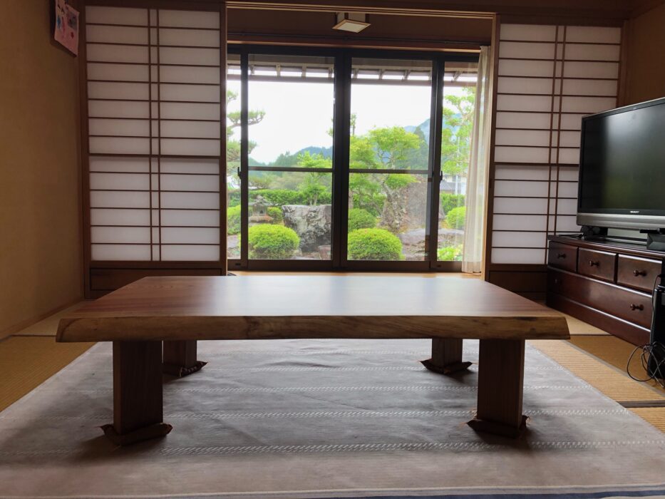 一枚板座卓テーブル　欅