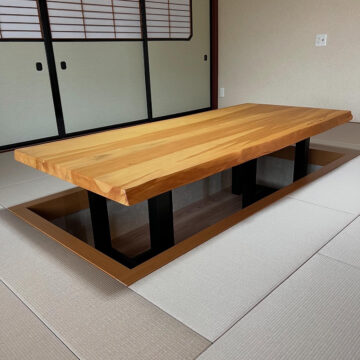 一枚板ダイニングテーブル　銀杏（いちょう）