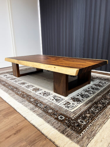 一枚板テーブル　モンキーポッド