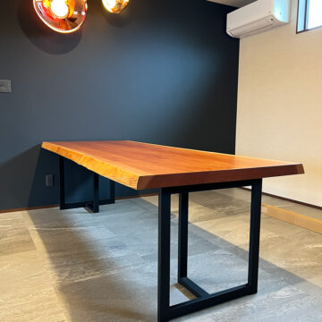 一枚板ダイニングテーブル　欅2400