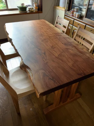 天然木の一枚板・家具 専門店〈天然木ギャラリー〉 | 一枚板 テーブル